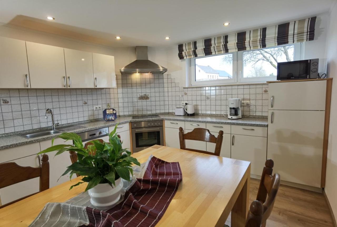 Ferienwohnung Hockertz Habscheid エクステリア 写真