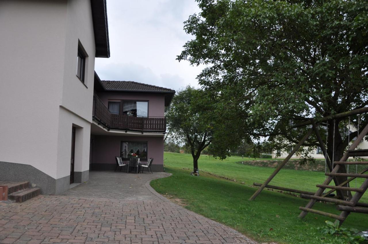 Ferienwohnung Hockertz Habscheid エクステリア 写真